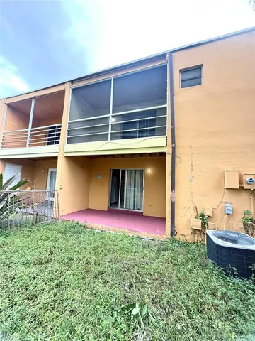 $2,000 | 2625 Northwest 60th Way, Sunrise, FL 33313