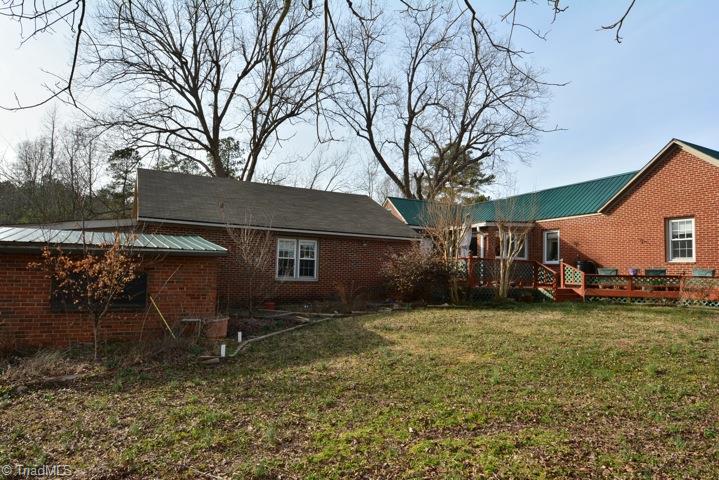 1860 Farrell Road Sanford, NC 27330 - Photo 3 of 9 Gallery Image 3