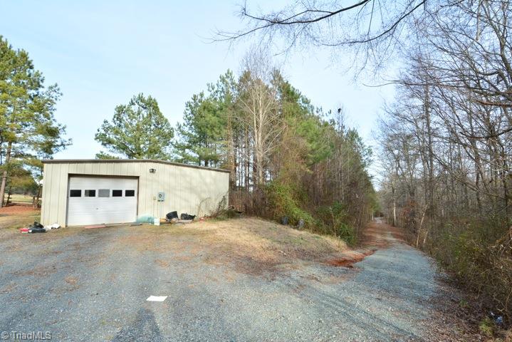 1860 Farrell Road Sanford, NC 27330 - Photo 4 of 9 Gallery Image 4