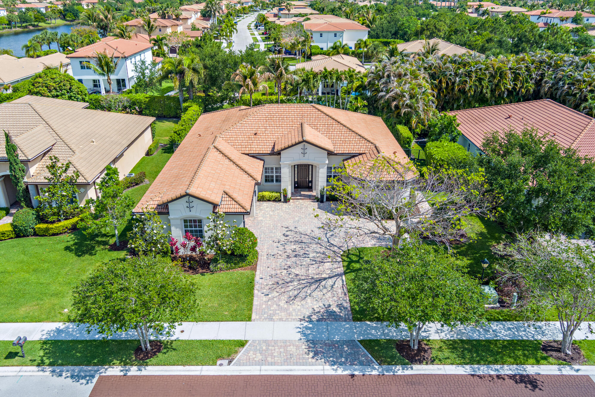 133 Citadel Circle Jupiter, FL 33458 - Photo 27 of 31 ff low-51