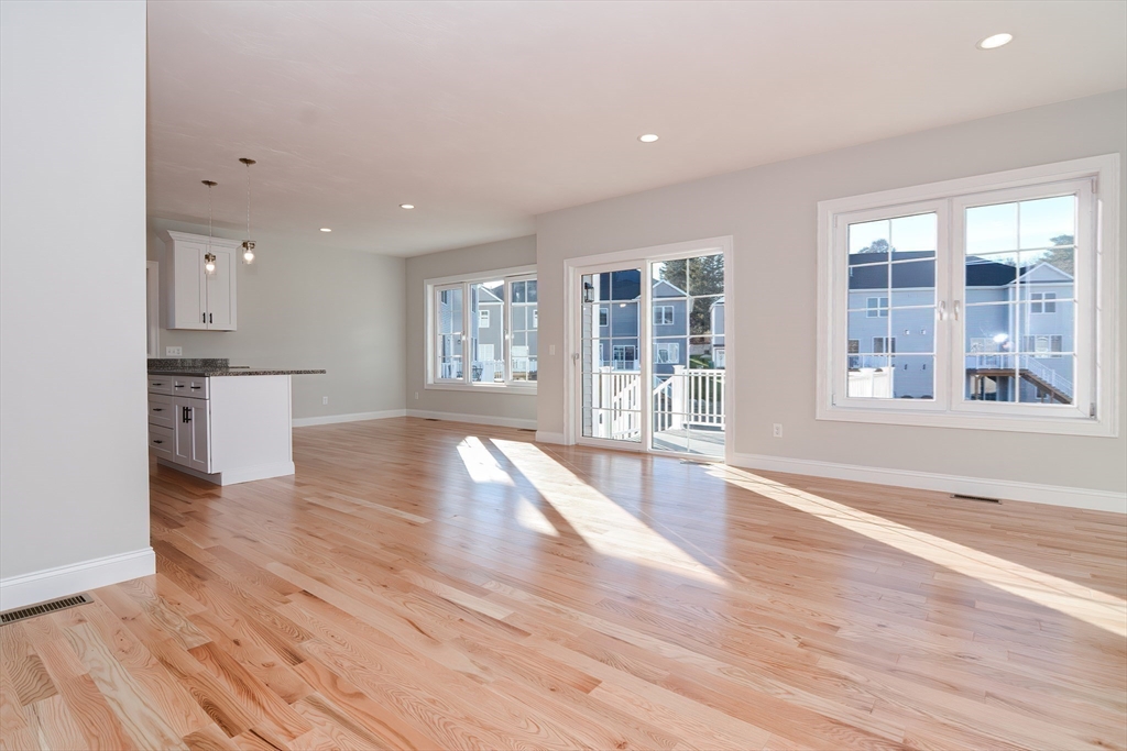 76 Pouts Lane, Unit 76 Uxbridge, MA 01569 - Photo 12 of 34