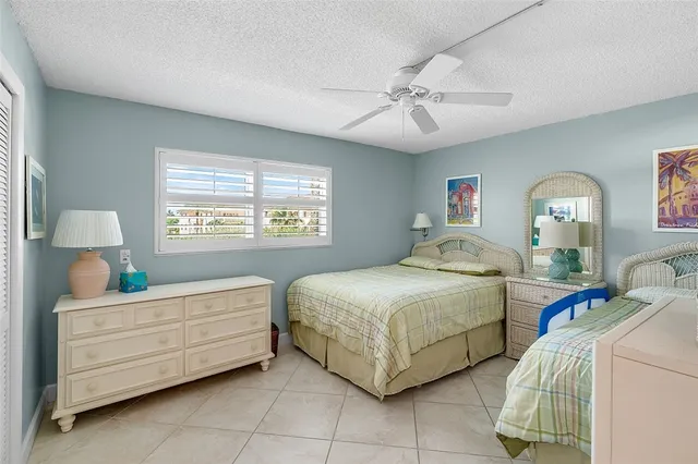 $405,000 | 1536 Ocean Drive, Unit 201B, Vero Beach, FL 32963