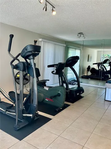 $405,000 | 1536 Ocean Drive, Unit 201B, Vero Beach, FL 32963