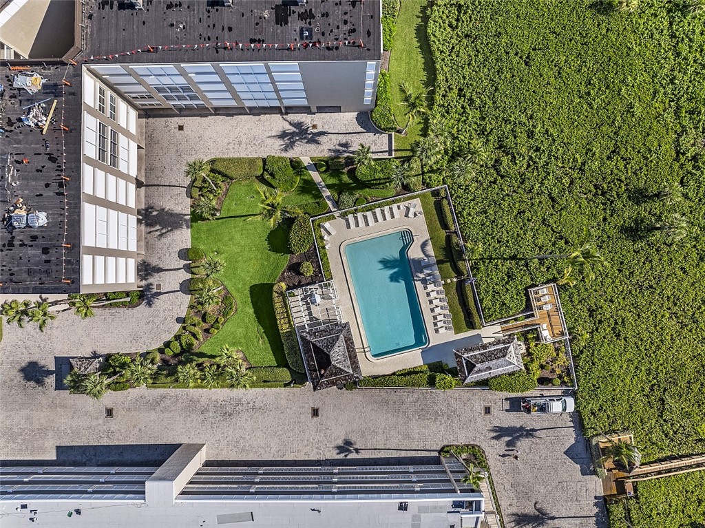 1536 Ocean Drive, Unit 201B Vero Beach, FL 32963 - Photo 30 of 35