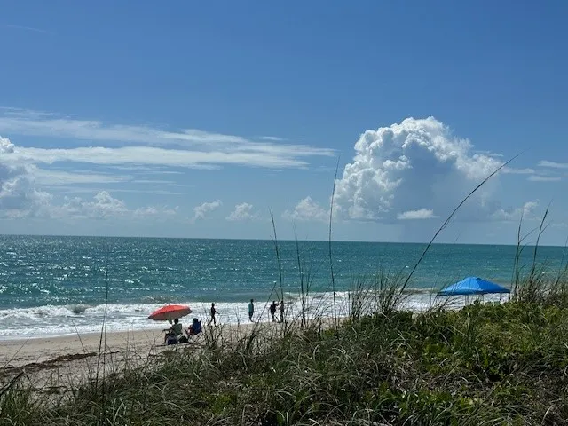 $405,000 | 1536 Ocean Drive, Unit 201B, Vero Beach, FL 32963