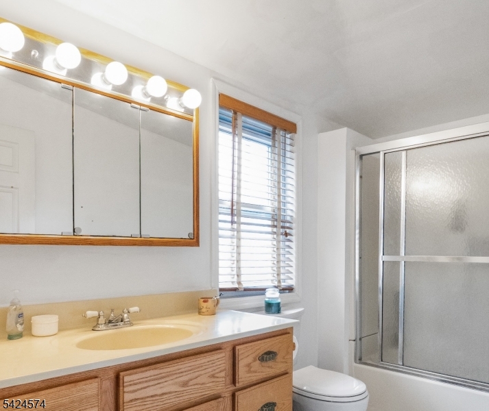 23 Old Woodland Trail Oak Ridge, NJ 07438 - Photo 13 of 21