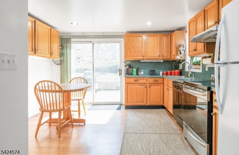 23 Old Woodland Trail Oak Ridge, NJ 07438 - Photo 20 of 21