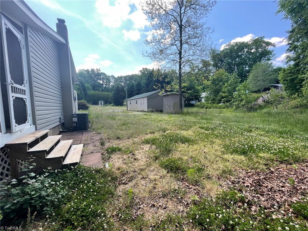 207 Buddle Drive Lexington, NC 27292 - Photo 3 of 6