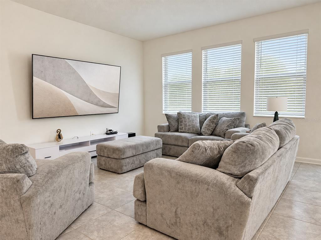 503 Hatteras Road Davenport, FL 33837 - Photo 8 of 21 Gallery Image 8