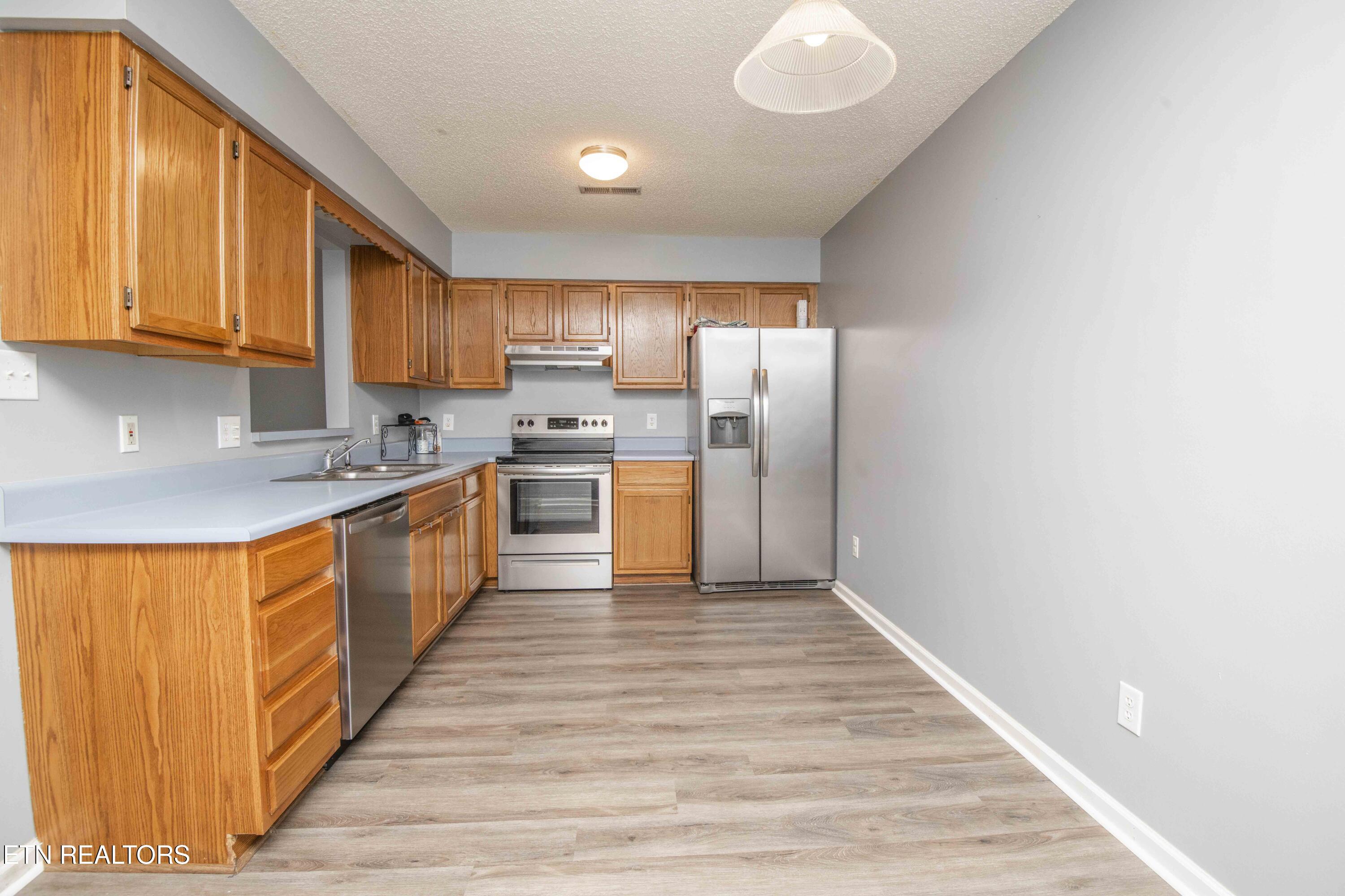 7920 Cavanaugh Way Powell, TN 37849 - Photo 8 of 31 8_1