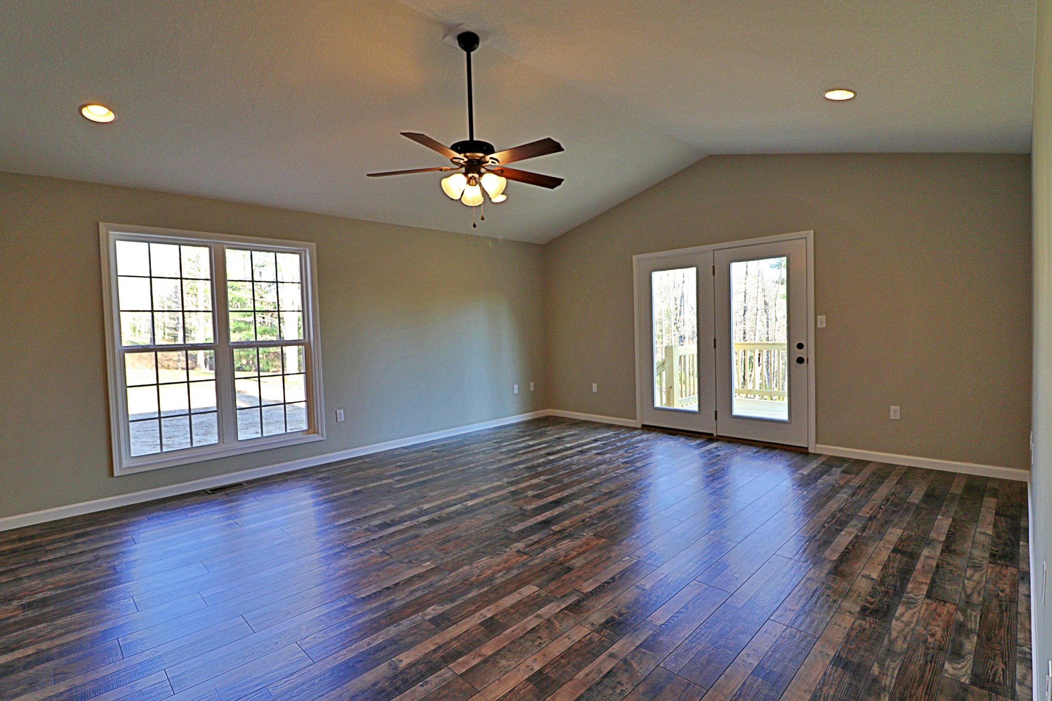471 Toomey Falls Road Oneida, TN 37841 - Photo 21 of 31 Gallery Image 21