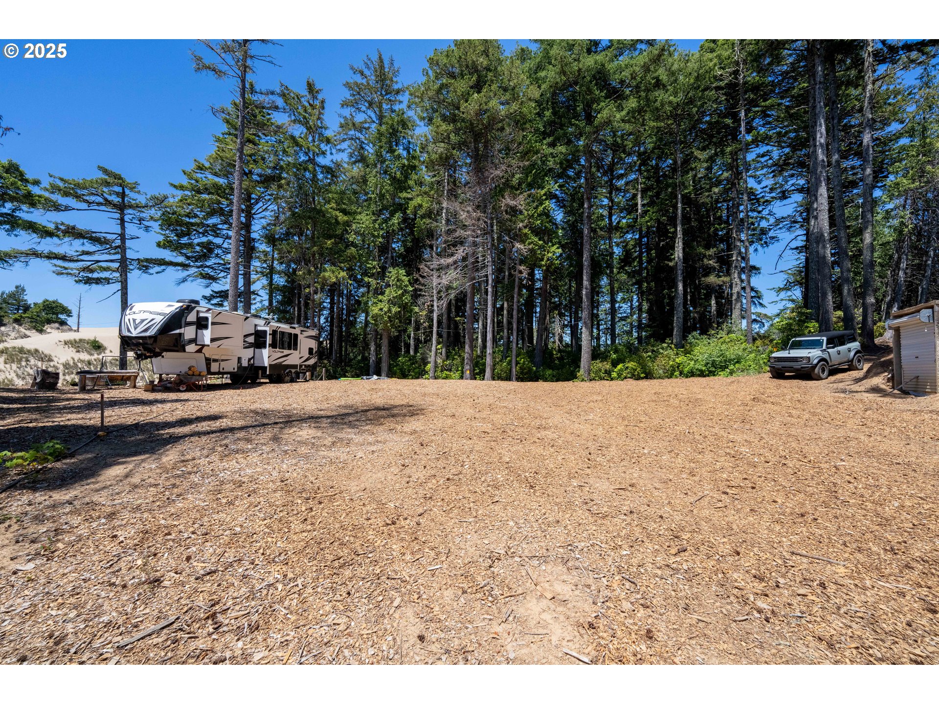 70298 Highway 101 North Bend, OR 97459 - Photo 12 of 45