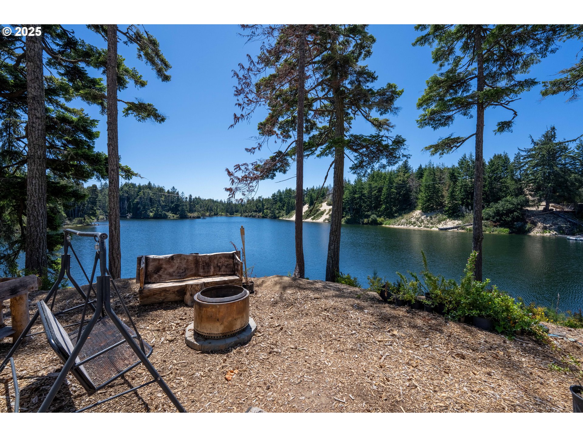 70298 Highway 101 North Bend, OR 97459 - Photo 14 of 45