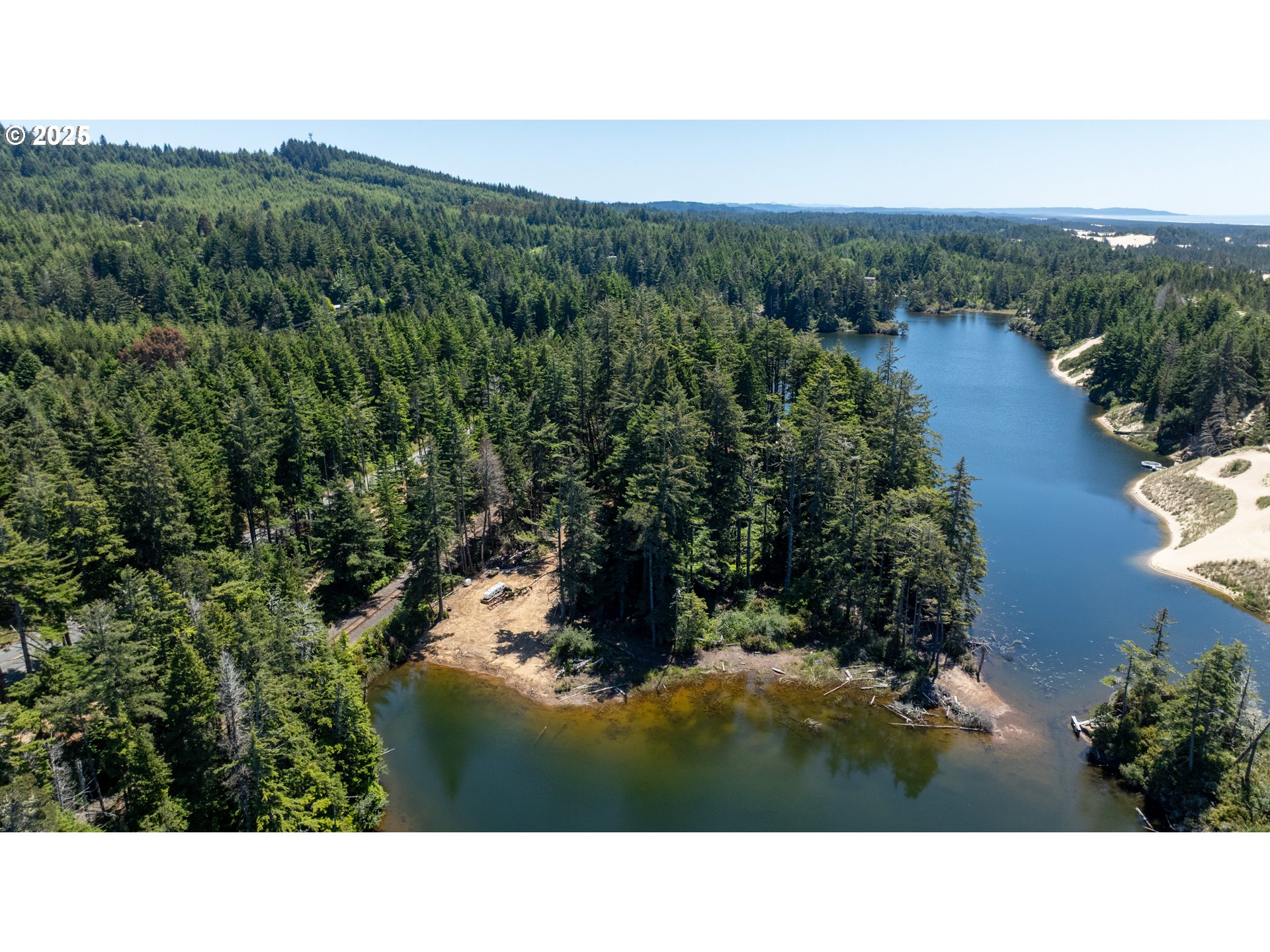 70298 Highway 101 North Bend, OR 97459 - Photo 16 of 45