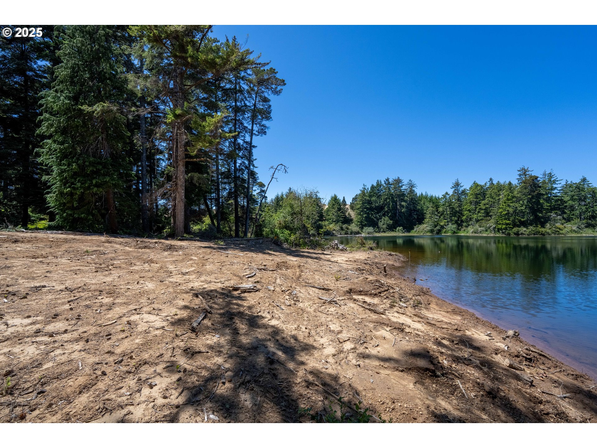 70298 Highway 101 North Bend, OR 97459 - Photo 27 of 45