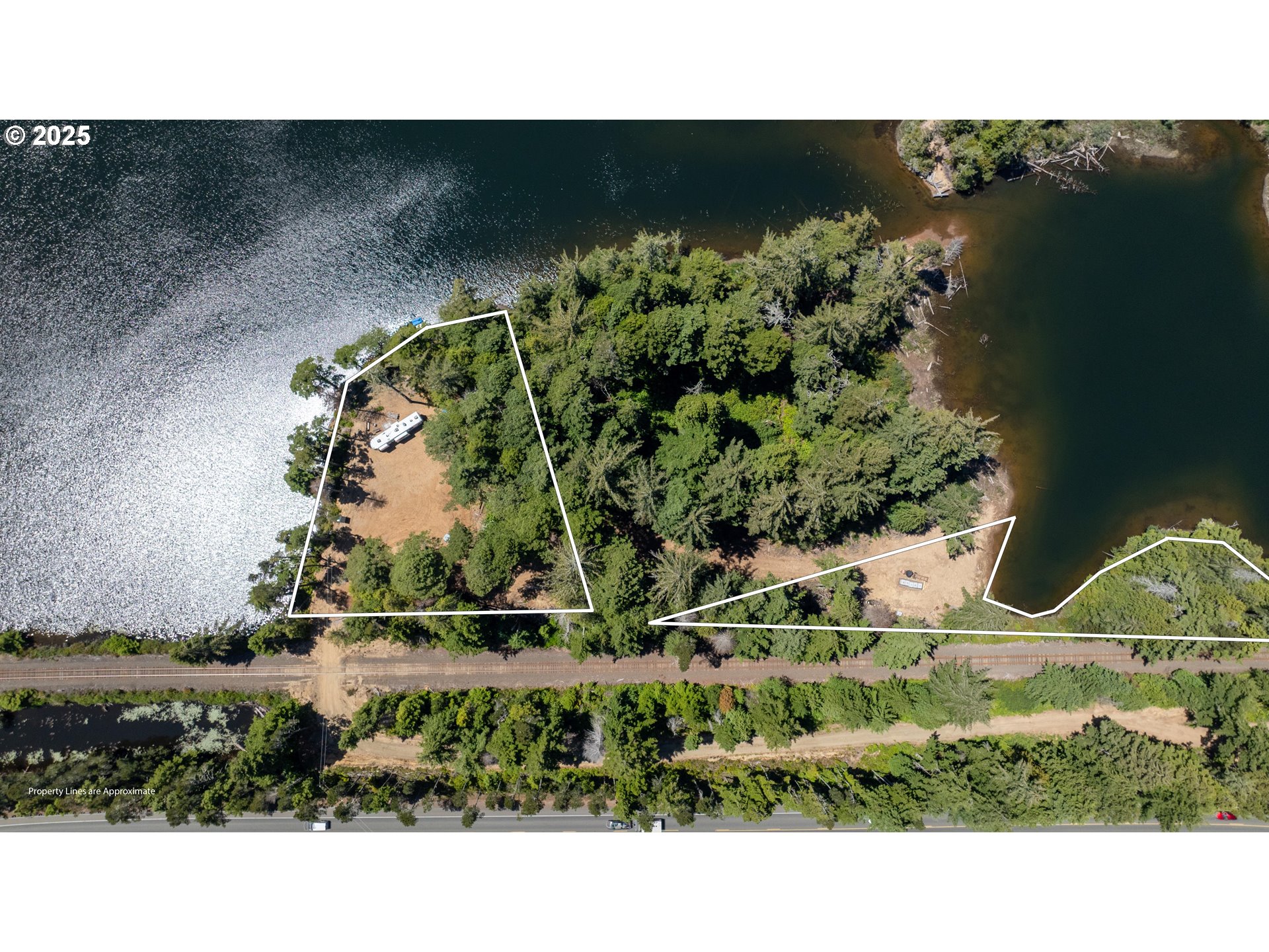 70298 Highway 101 North Bend, OR 97459 - Photo 34 of 45