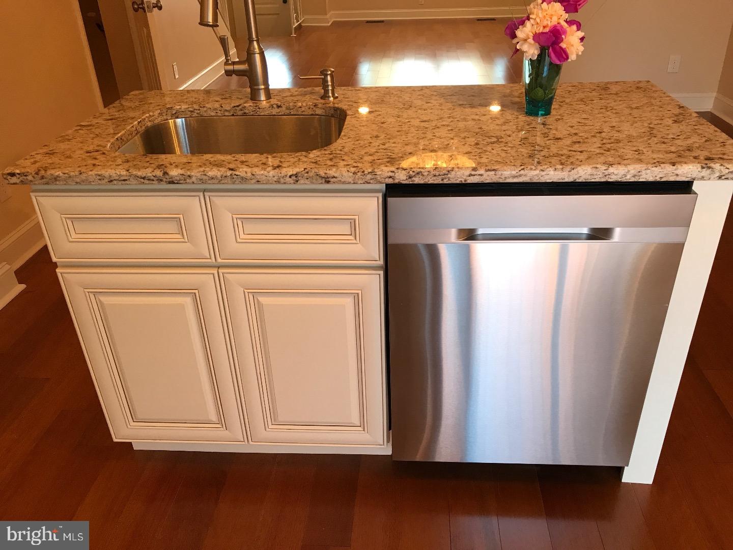 3709 Bellaire Road Philadelphia, PA 19154 - Photo 4 of 21 Kitchen