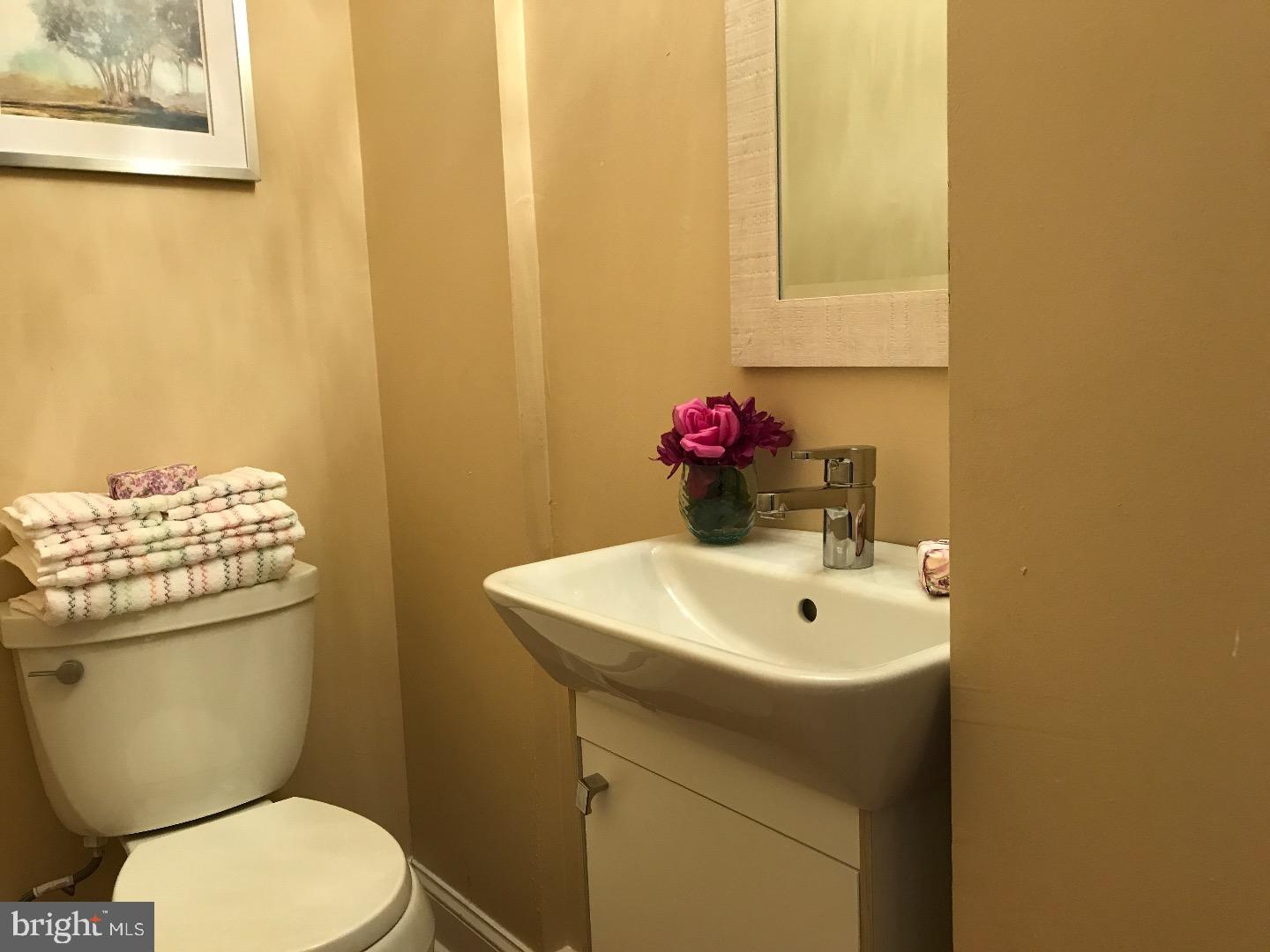 3709 Bellaire Road Philadelphia, PA 19154 - Photo 6 of 21 Half Bath