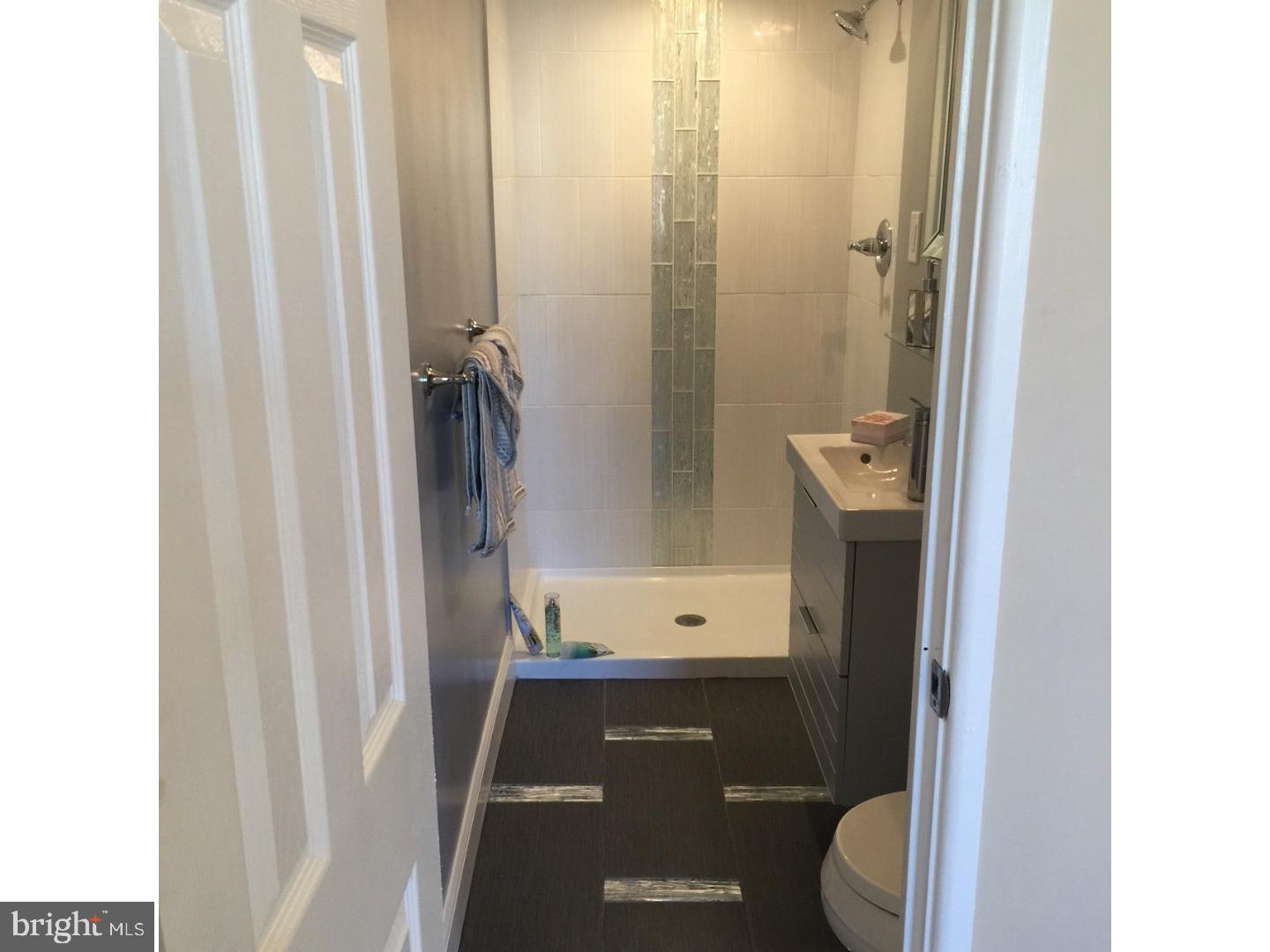 3709 Bellaire Road Philadelphia, PA 19154 - Photo 9 of 21 Master Bathroom