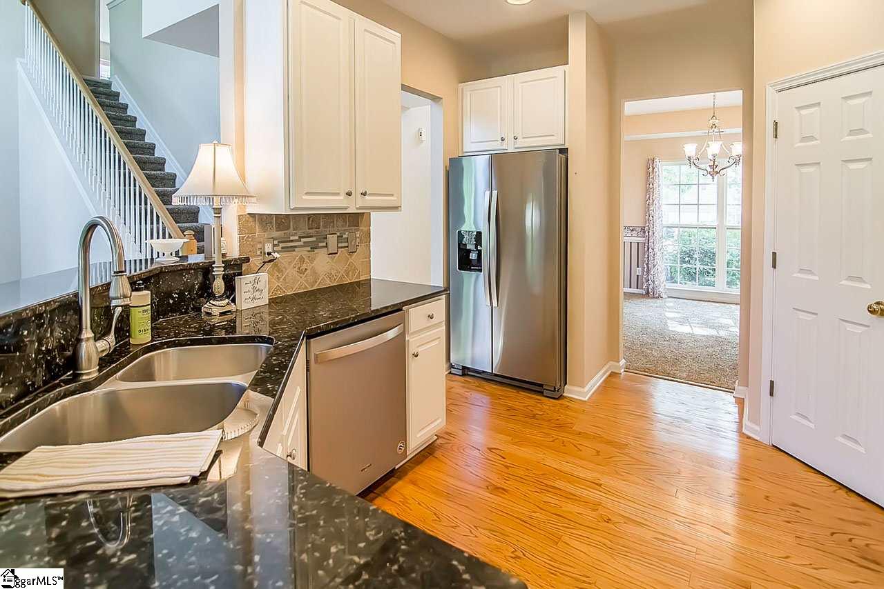1 Friendsplot Cove Mauldin, SC 29662 - Photo 12 of 35 Gallery Image 12