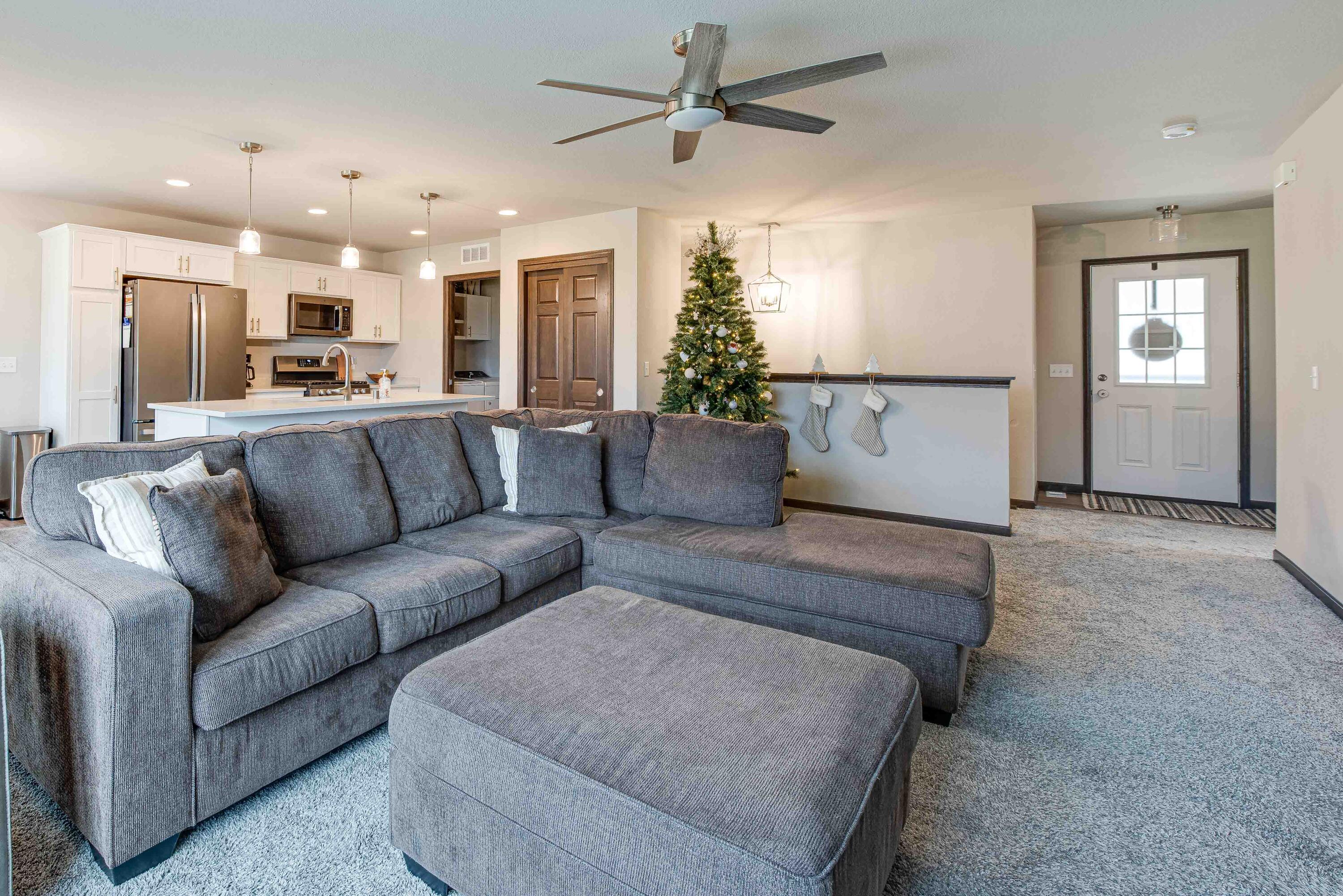 2040 90th Street Sturtevant, WI 53177 - Photo 12 of 35 DSC_0937