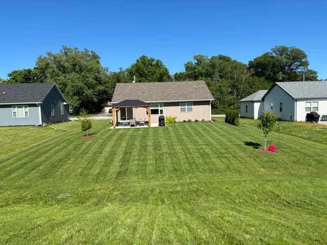 $399,999 | 2040 90th Street, Sturtevant, WI 53177