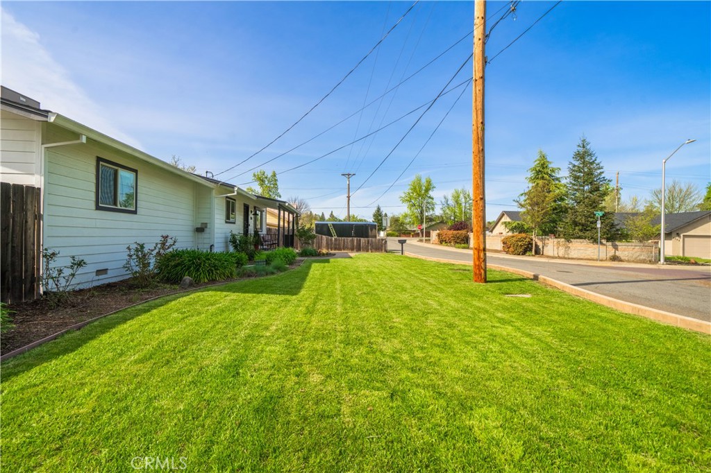 7120 Pit Road Redding, CA 96001 - Photo 19 of 39