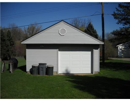 20127 Sumpter Road Belleville, MI 48111 - Photo 5 of 5 Photo 5