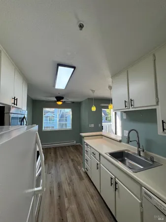 $2,150 | 511 Lighthouse Drive, Vallejo, CA 94590