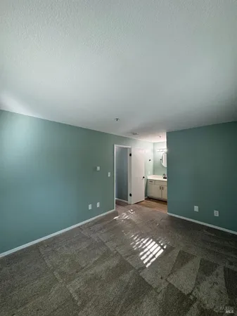 $2,150 | 511 Lighthouse Drive, Vallejo, CA 94590