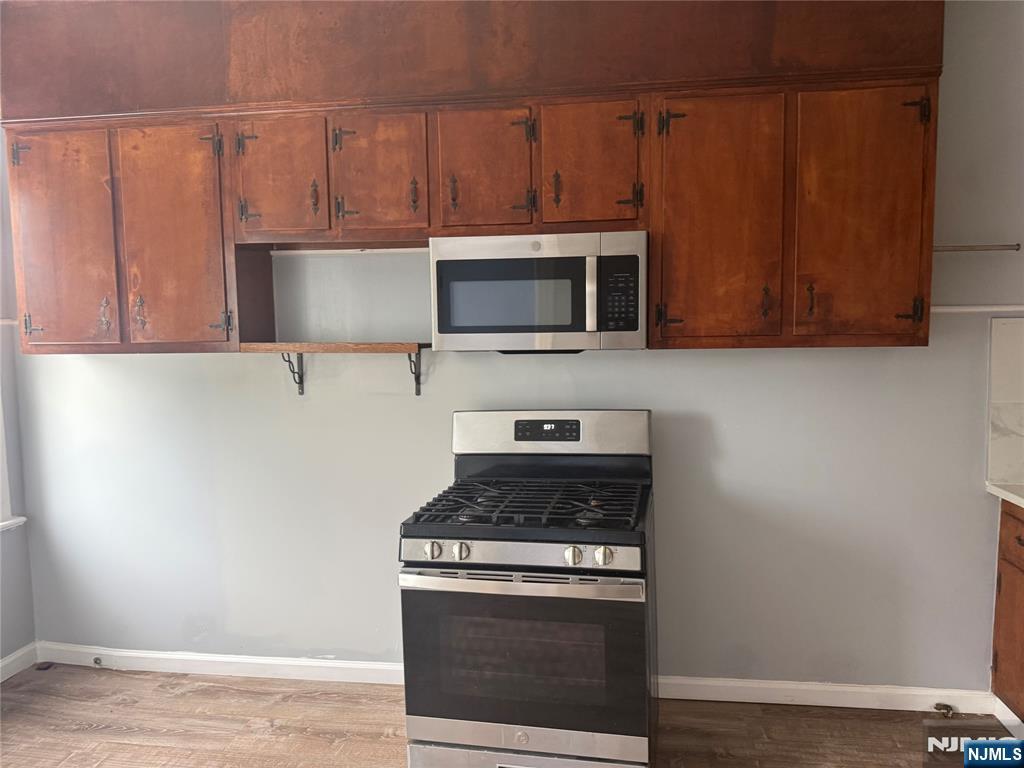 61 Spring Street Lodi, NJ 07644 - Photo 8 of 10 Gallery Image 8