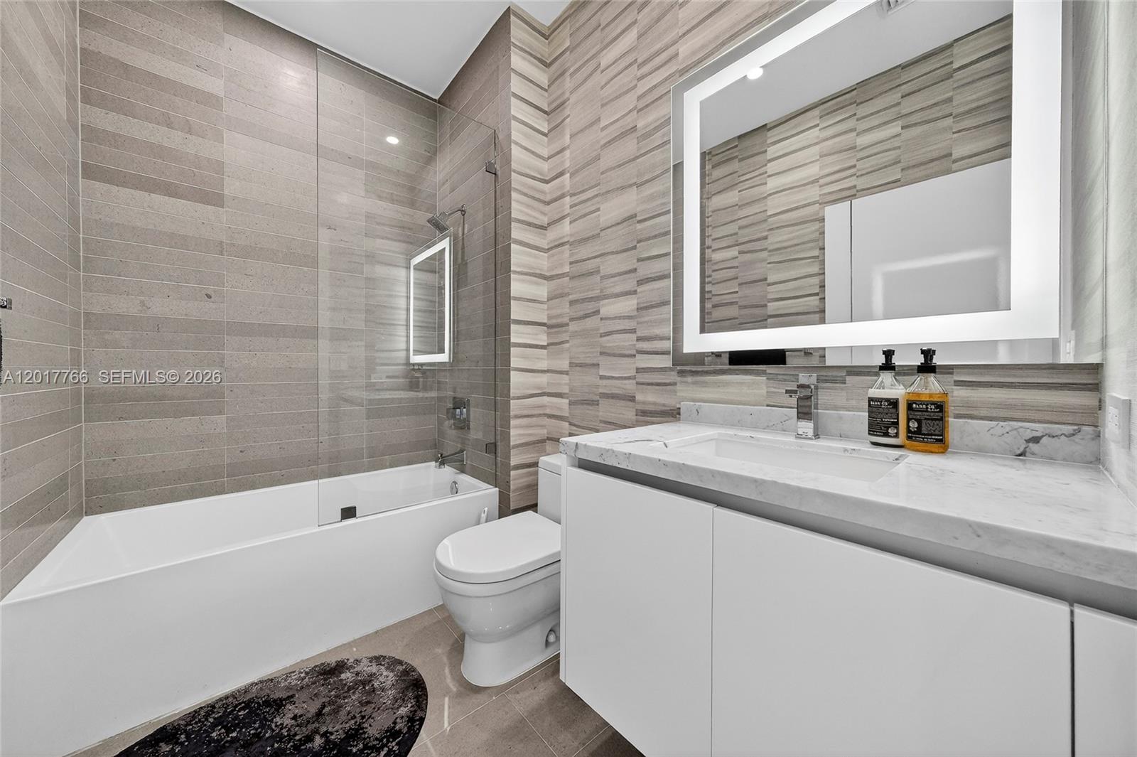 88 Southwest 7th Street, Unit PH4202 Miami, FL 33130 - Photo 43 of 88 Third Bathroom