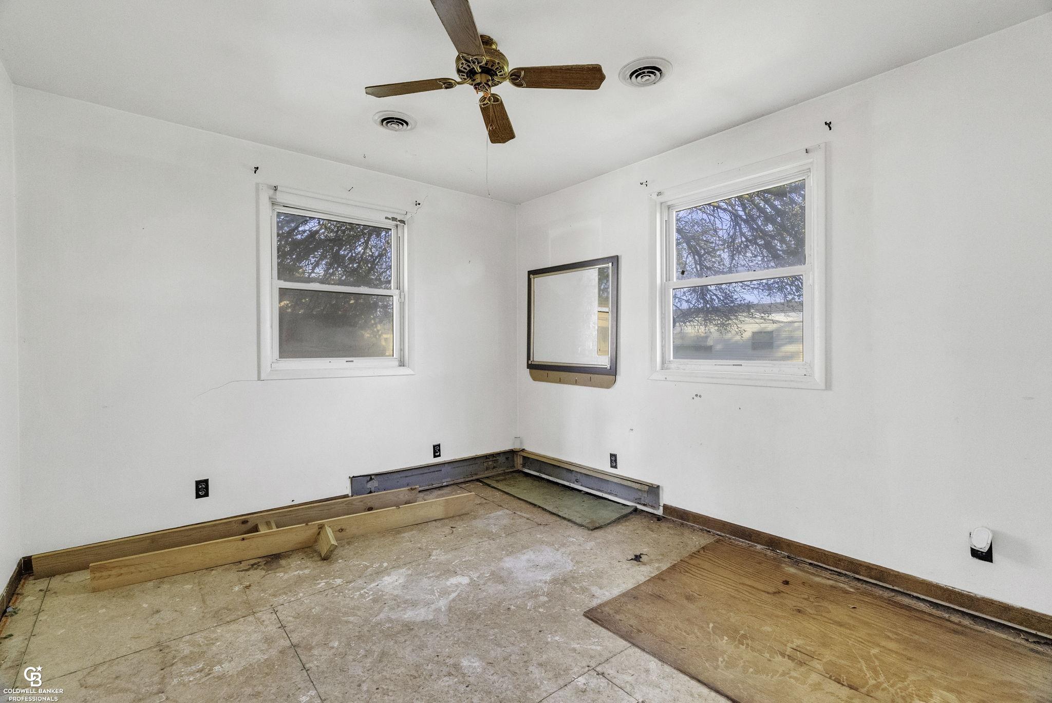 1461 Minnesota Road Port Huron, MI 48060 - Photo 29 of 35