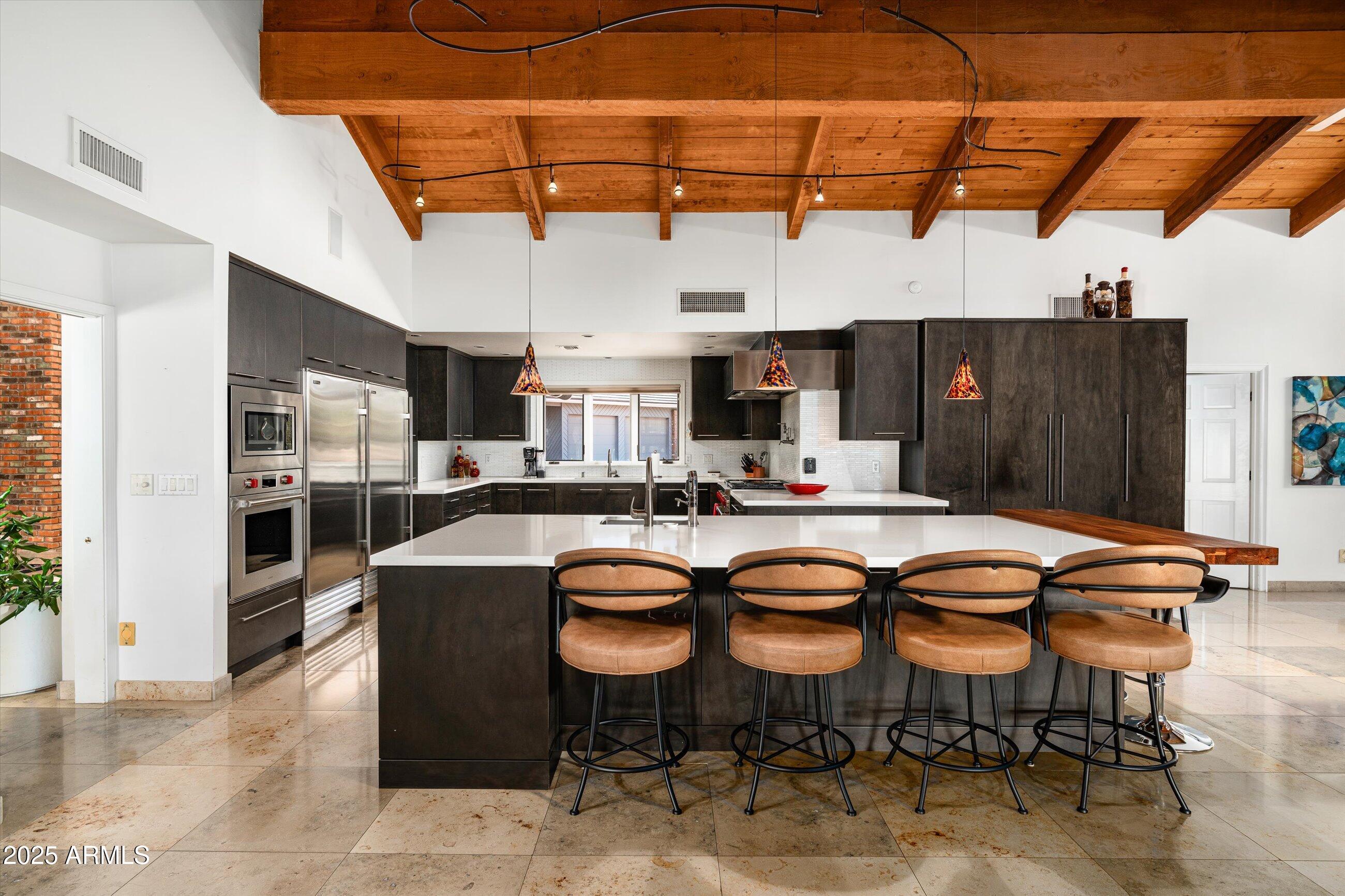 6830 North 46th Place Paradise Valley, AZ 85253 - Photo 12 of 65 014-6830 N 46th Pl (14 of 102)