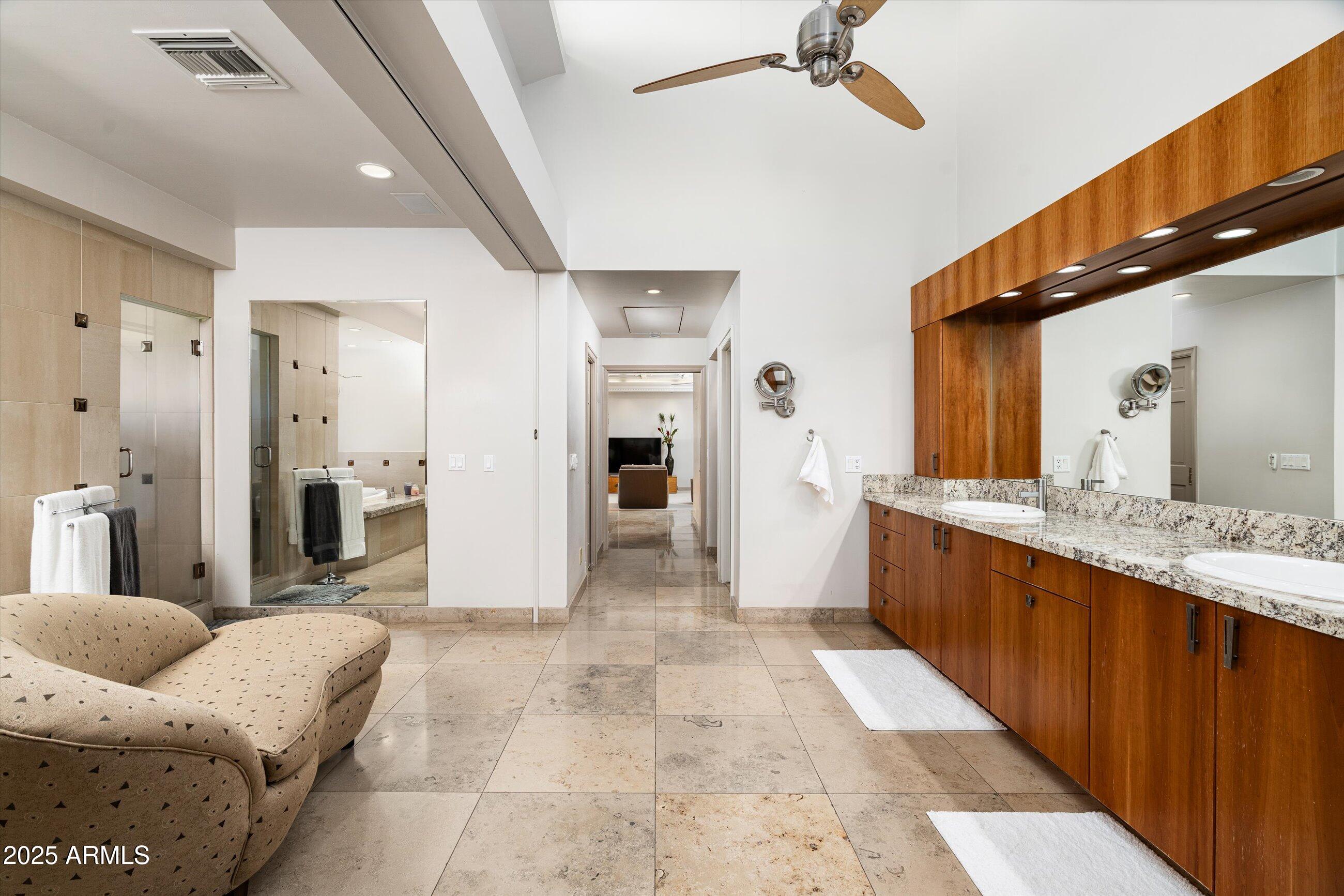 6830 North 46th Place Paradise Valley, AZ 85253 - Photo 24 of 65 034-6830 N 46th Pl (34 of 102)