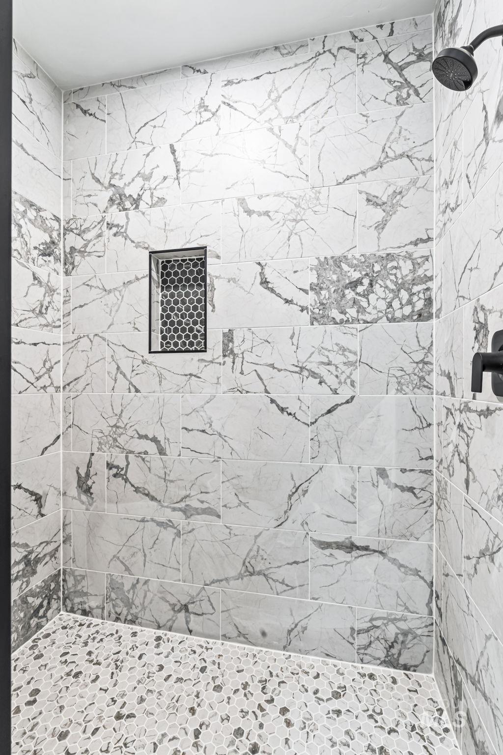 2905 Cypress Point Payette, ID 83661 - Photo 8 of 26 Full bathroom featuring tiled shower