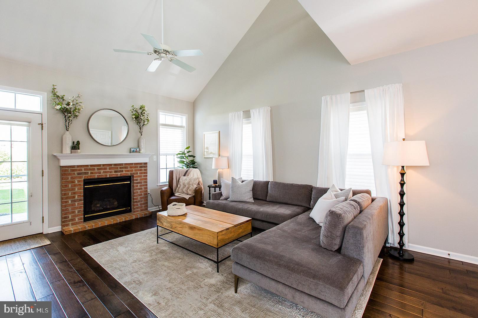 513 Providence Court Lititz, PA 17543 - Photo 14 of 69 Living Room