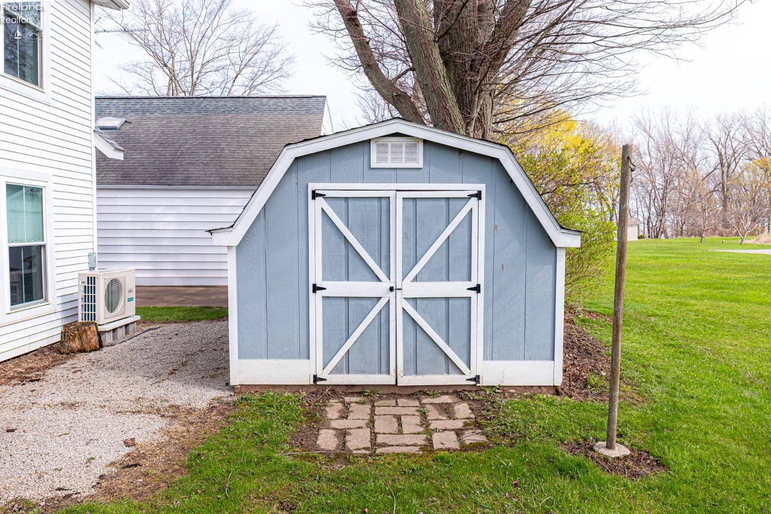 12503 West Lake Road Vermilion, OH 44089 - Photo 20 of 37 Gallery Image 20