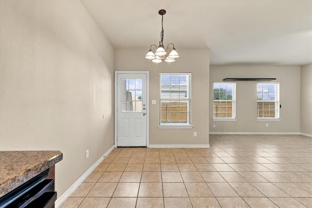 902 Parkplace Ridge Princeton, TX 75407 - Photo 13 of 39 Gallery Image 13