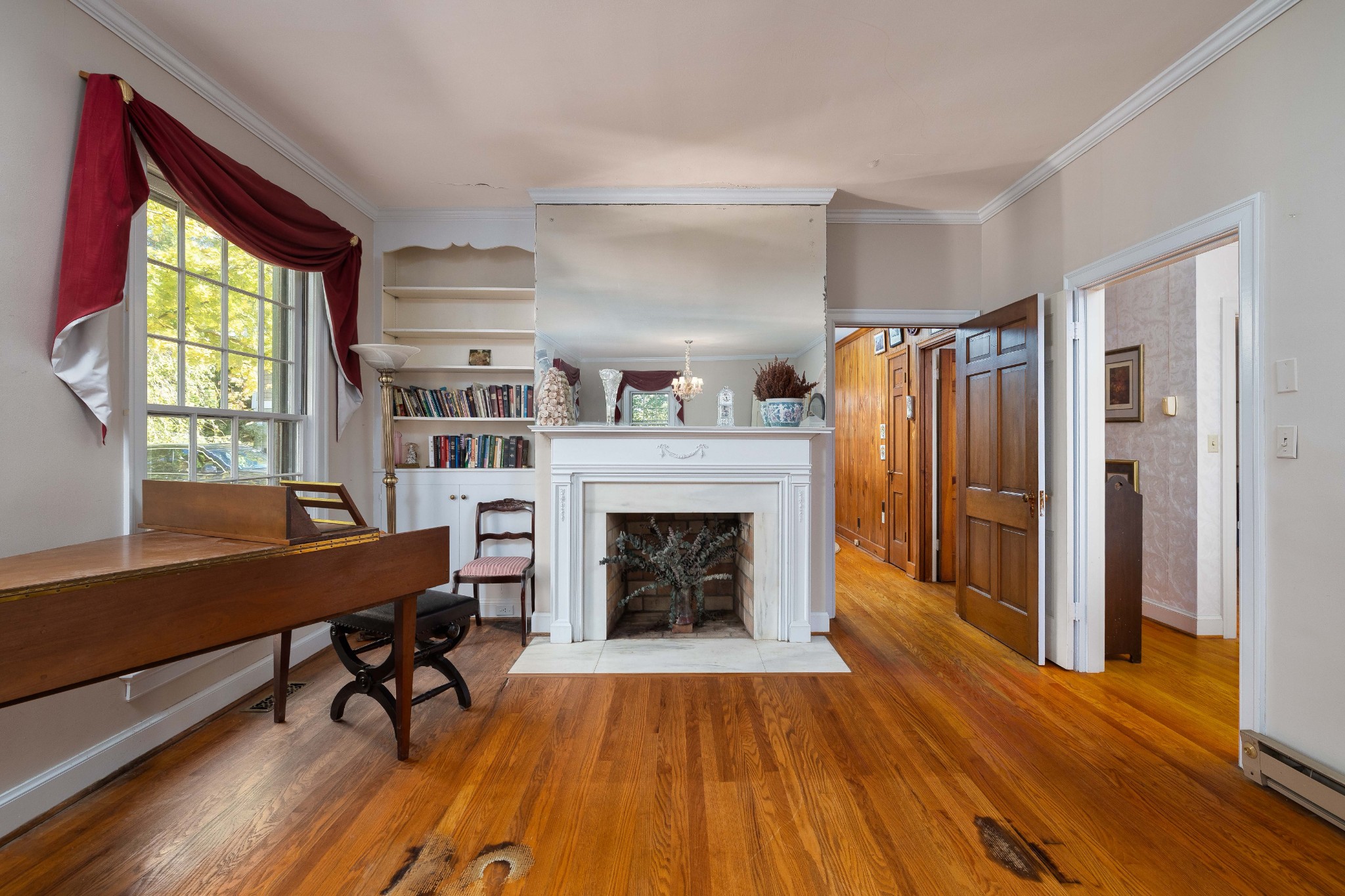 714 Murfreesboro Road Franklin, TN 37064 - Photo 4 of 46 a living room with furniture and a fireplace
