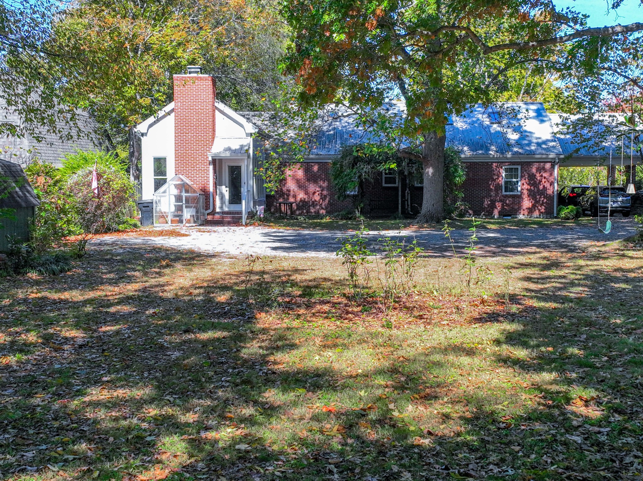 714 Murfreesboro Road Franklin, TN 37064 - Photo 44 of 46 a view of a house with basketball court