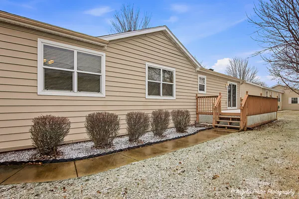 $174,900 | 19900 128th Street, Bristol, WI 53104