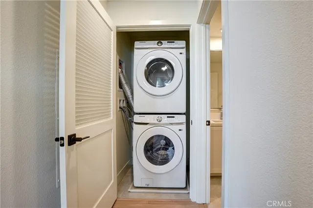 $1,280,000 | 16235 Dawn Way, Unit 203, Tustin, CA 92782