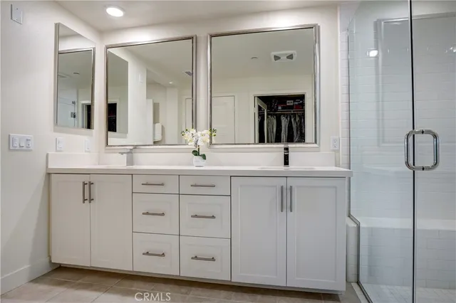 $1,280,000 | 16235 Dawn Way, Unit 203, Tustin, CA 92782