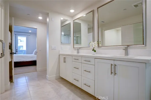 $1,280,000 | 16235 Dawn Way, Unit 203, Tustin, CA 92782