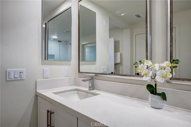 $1,280,000 | 16235 Dawn Way, Unit 203, Tustin, CA 92782