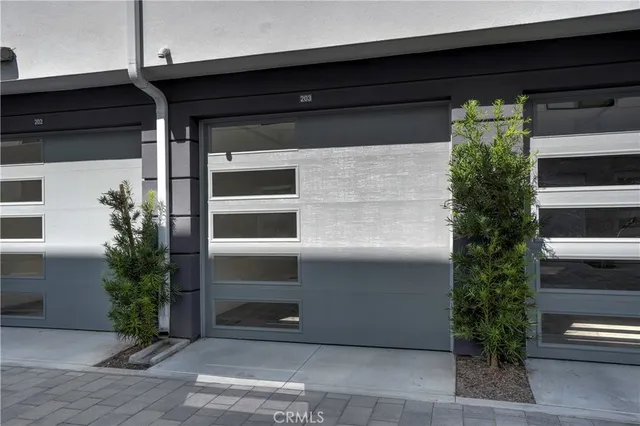 $1,280,000 | 16235 Dawn Way, Unit 203, Tustin, CA 92782