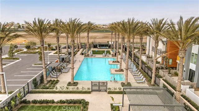 $1,280,000 | 16235 Dawn Way, Unit 203, Tustin, CA 92782