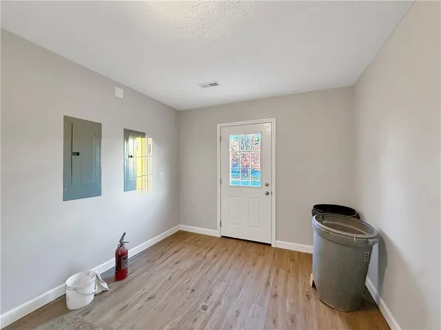 $230,000 | 217 West 17th Street, Higginsville, MO 64037