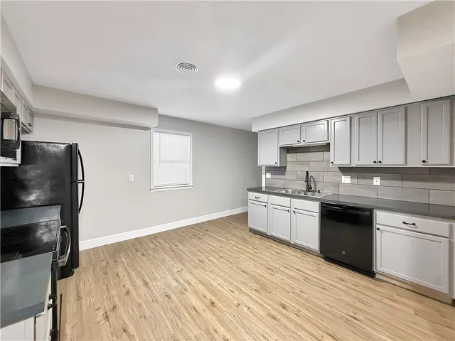 $230,000 | 217 West 17th Street, Higginsville, MO 64037